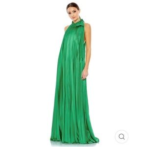 Mac Duggal PLEATED TRAPEZE HALTER NECK GOWN Size 12 NEW $498 wedding formal gown